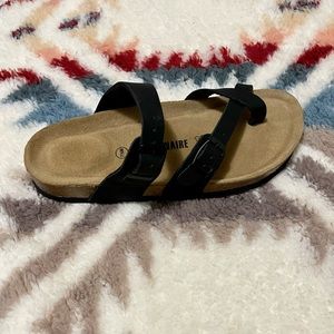 NWT Cushionaire black size 7.5 sandals